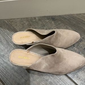 Old navy mules